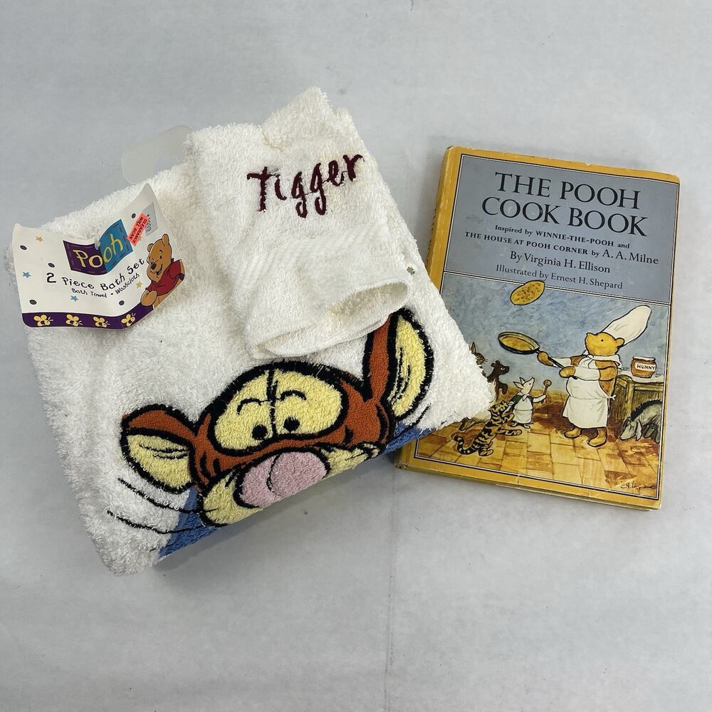 The Pooh Cookbook Winnie The Pooh Virginia H. Ellison 1969 And Bath Towel Set